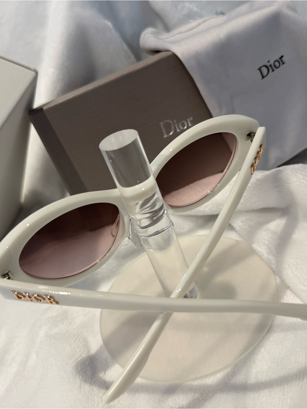 Dior White Cat-Eye Sunglasses with Pink Lenses - Picture 3 of 5